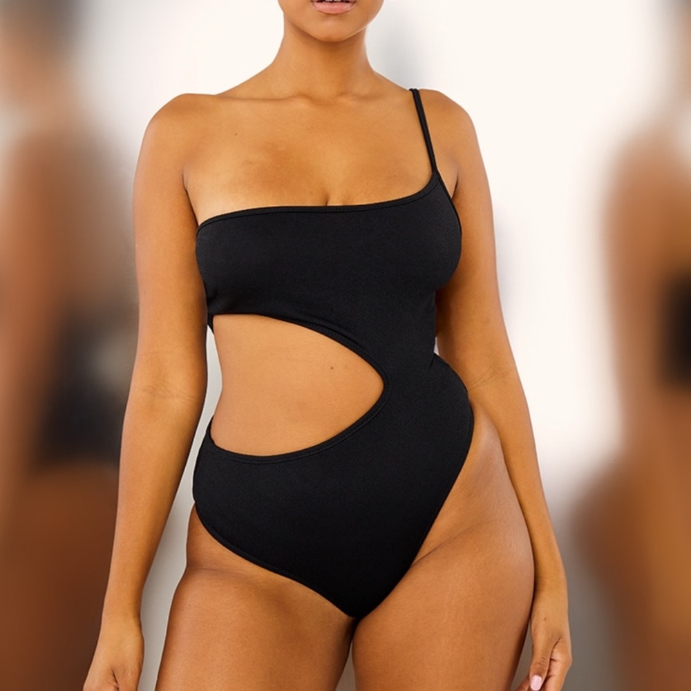 Prettylittlething cut out bodysuit
